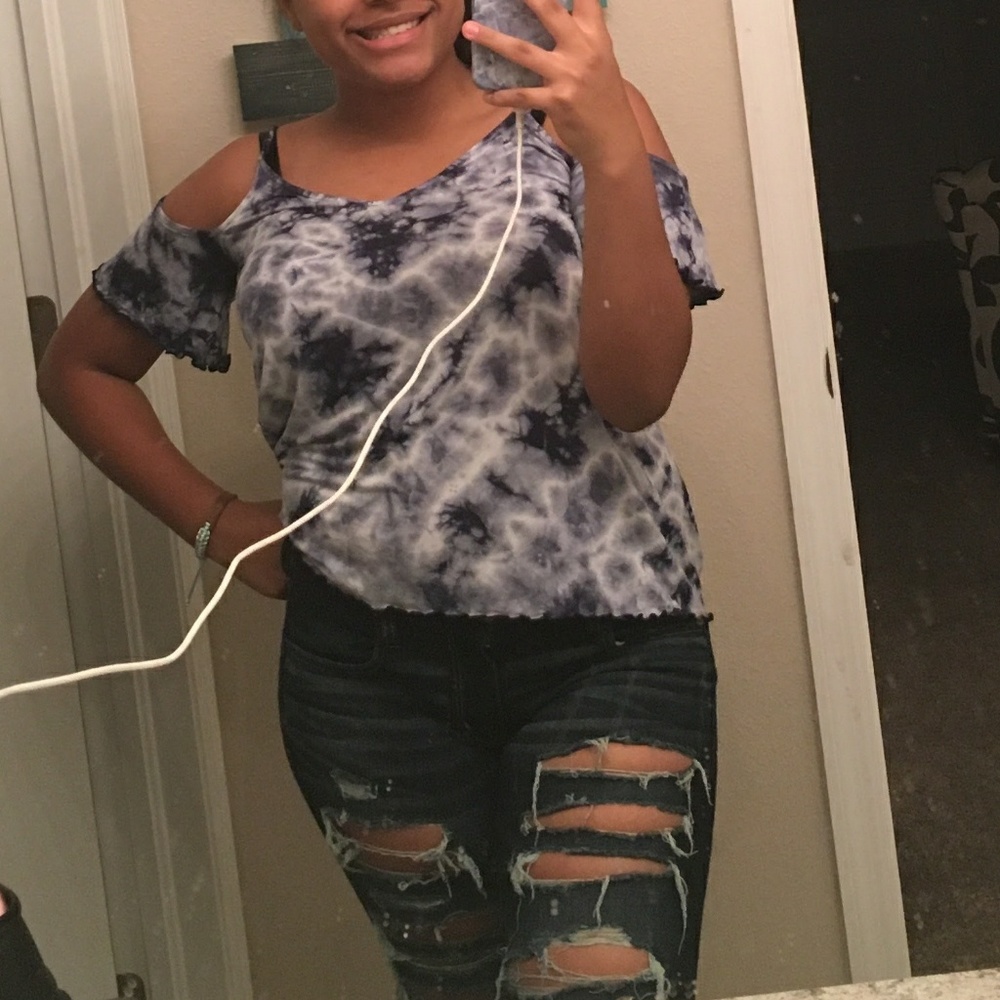 Off the shoulder tye dye tee